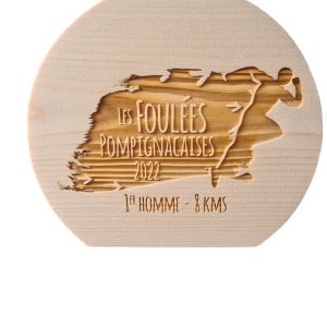 TROPHÉE PERSONNALISÉ EN BOIS 18 CM